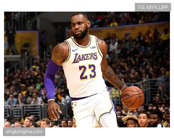 格兰特·威廉姆斯挡拆频繁制造错位，提升凯尔特人攻防转换效率